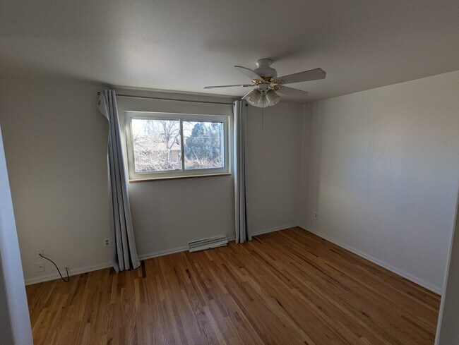 Foto del edificio - 6056 Simms St