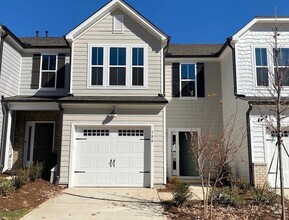 Building Photo - 588 Glen Clova Dr