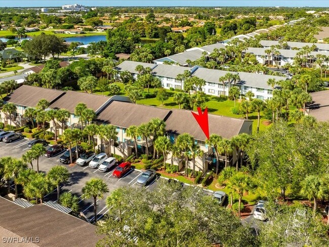 Foto del edificio - 4130 Looking Glass Ln