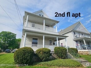 Building Photo - 729 W Locust St