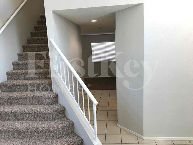 Foto del edificio - 7011 Encore Way