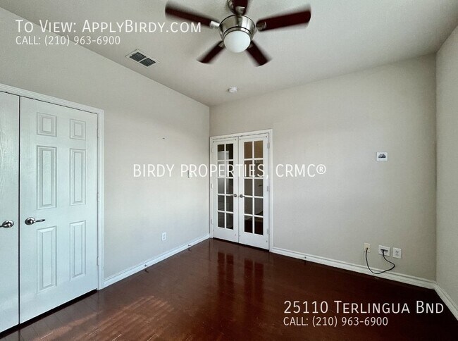 Building Photo - **5 Bed, 3 Bath Home**