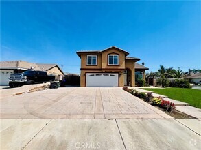 Building Photo - 10673 Tumbleweed Dr