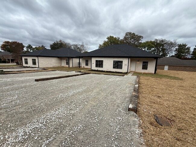 Foto del edificio - 1515 Jordan Rd