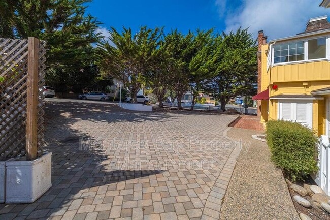 Foto del edificio - 225 Central Ave