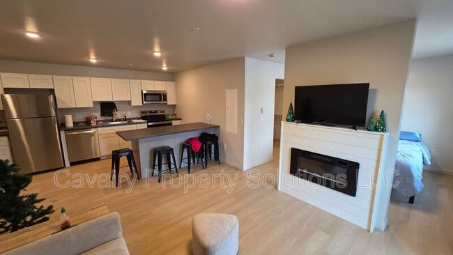 Building Photo - 1221 Commonwealth Ave