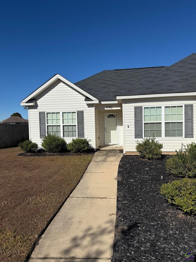 Foto del edificio - 150 Worchester Cir