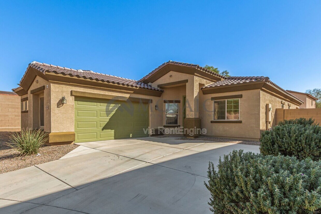 Foto principal - 42281 W Ramirez Dr