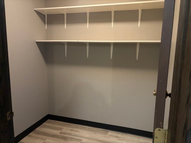 Foto del edificio - 704 9th St NW