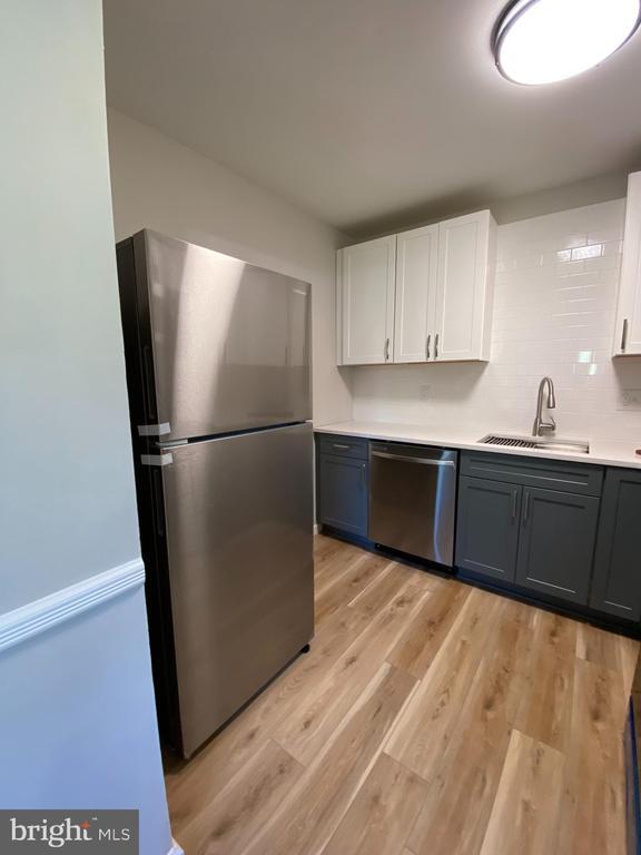Foto del edificio - 1104 Meadowview Ln