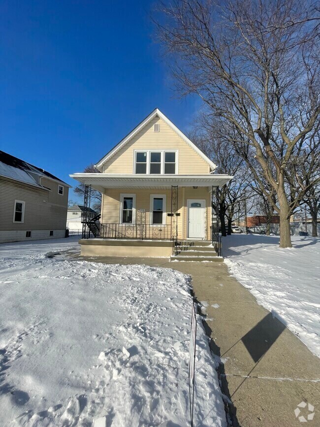 Apartments under 2,150 in Melrose Park IL 2 Rentals