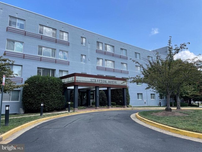 Building Photo - 3601 5th St S