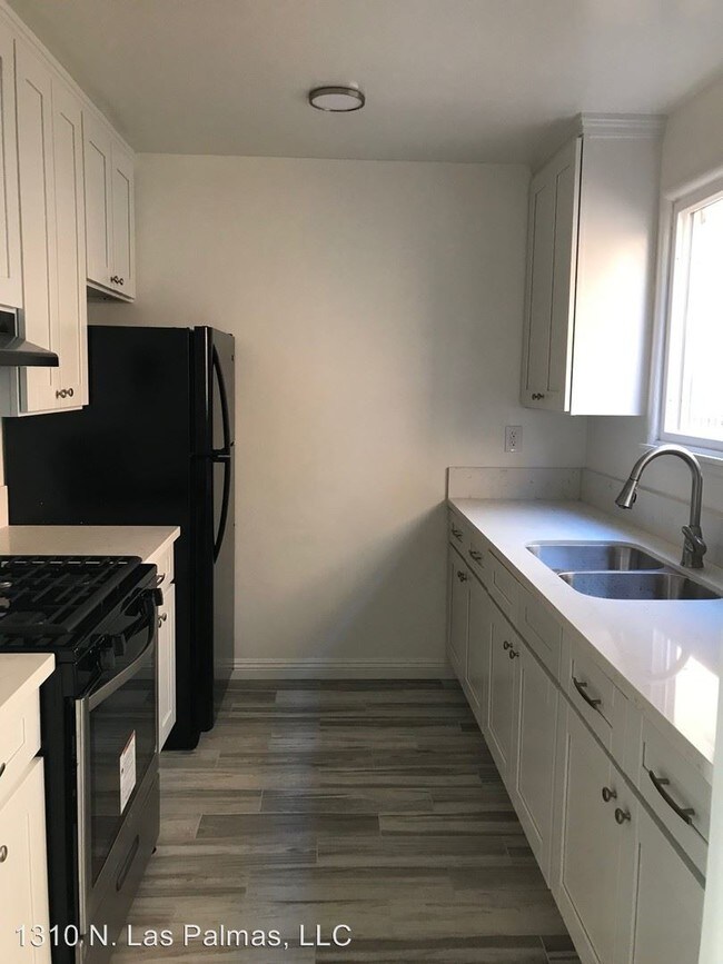 Foto del edificio - 508 N Larchmont Blvd