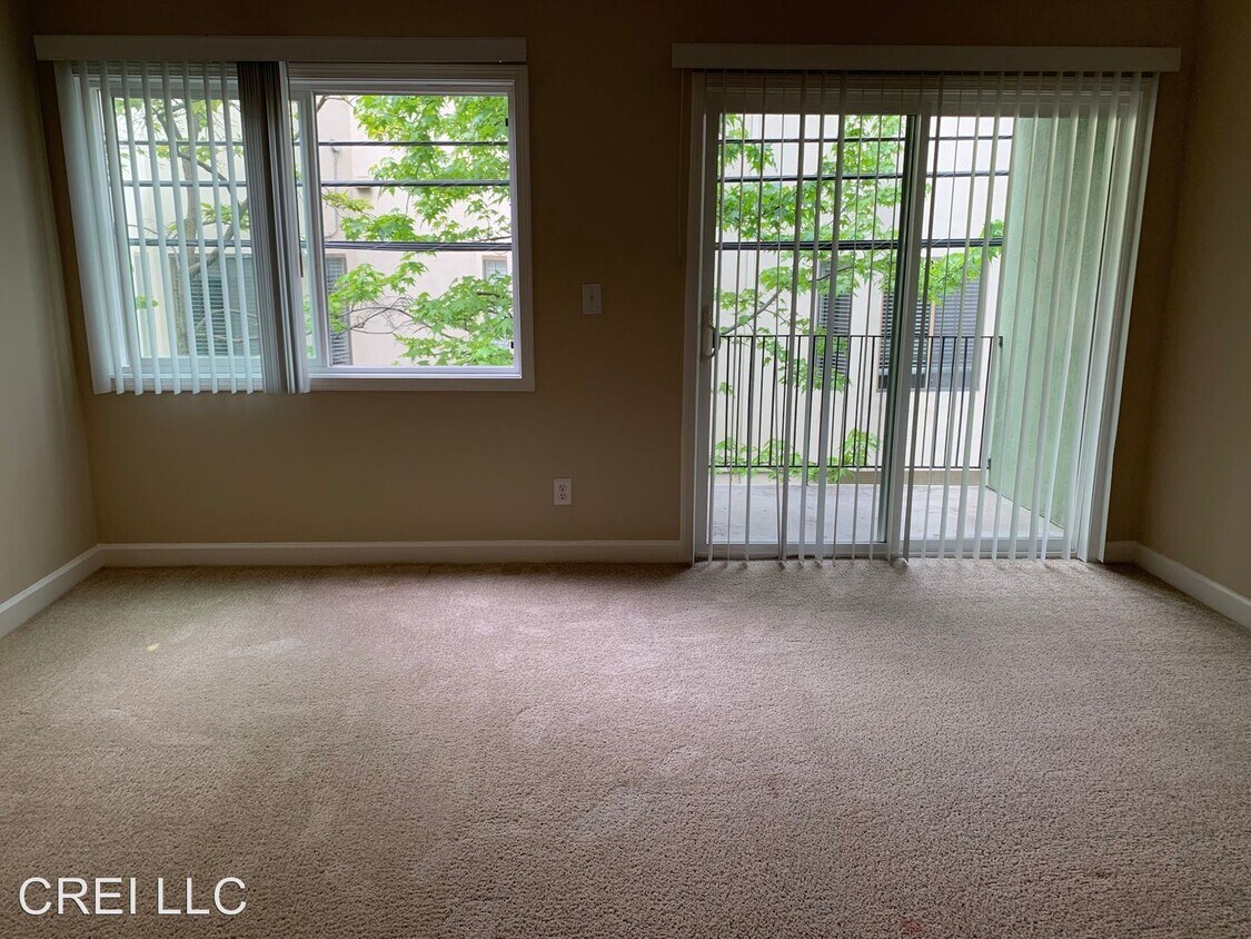 Foto del edificio - 1207 Hopkins Ave