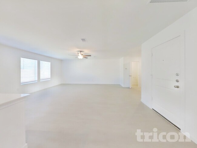 Foto del edificio - 1726 Serenity Moon Dr