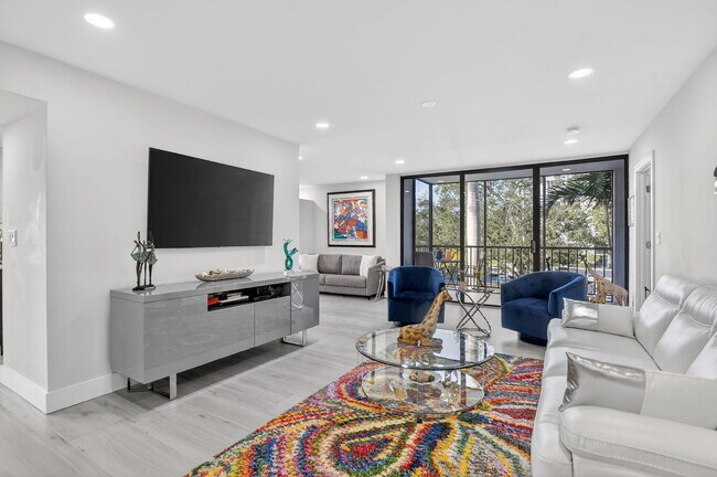 Foto del edificio - 7802 Lakeside Blvd