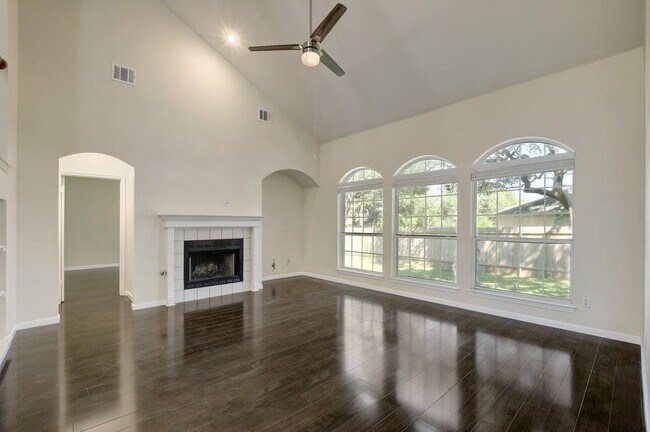 Foto del edificio - 6512 Walebridge Ln