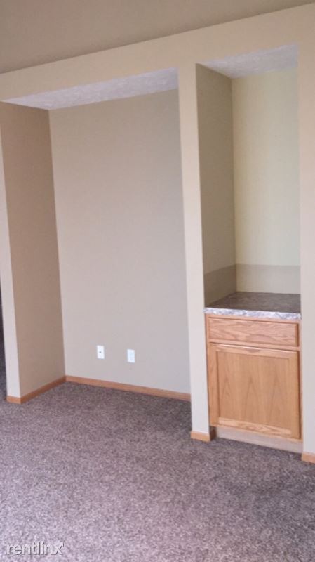 Primary Photo - 4 br, 3 bath Townhome - 6600 Shadow Pines Pl