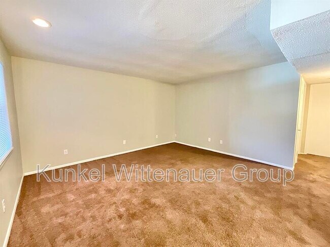 Foto del edificio - 1320 N 1st St