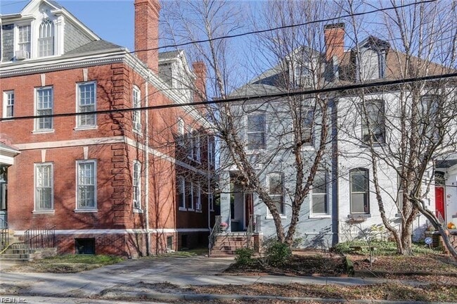 Photo - 632 Redgate Ave House