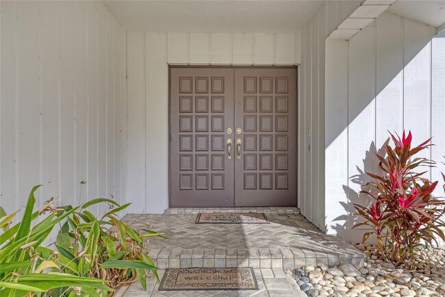 Foto del edificio - 4989 Pineview Cir