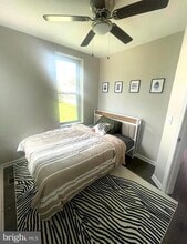 Building Photo - 2800 Violet Ave