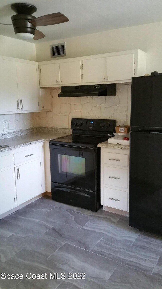 Foto del edificio - 1888 Glenwood Dr