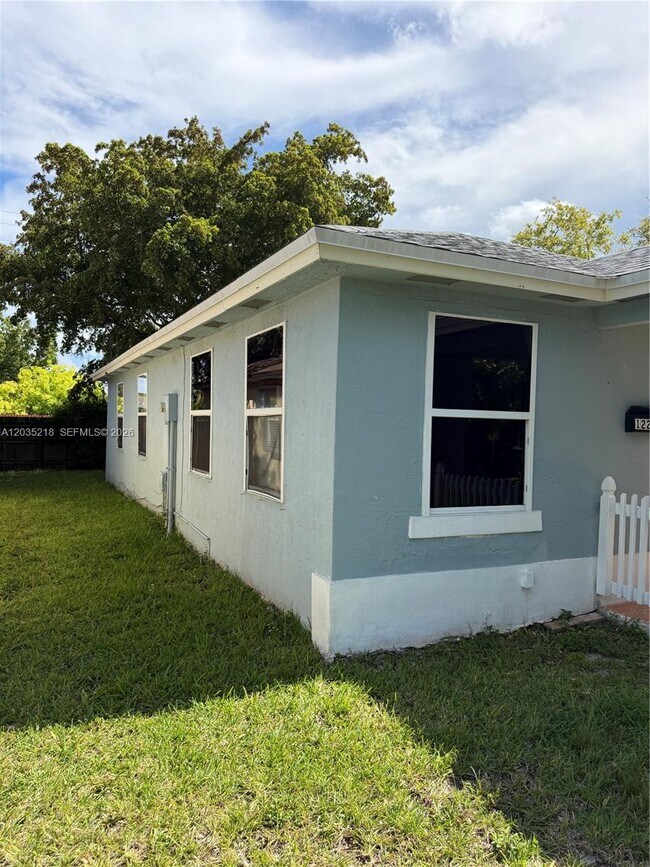 Building Photo - 12230 SW 203rd St