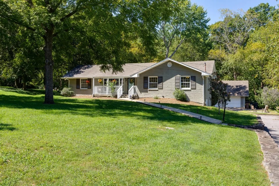 Foto principal - 4417 Saunders Ave