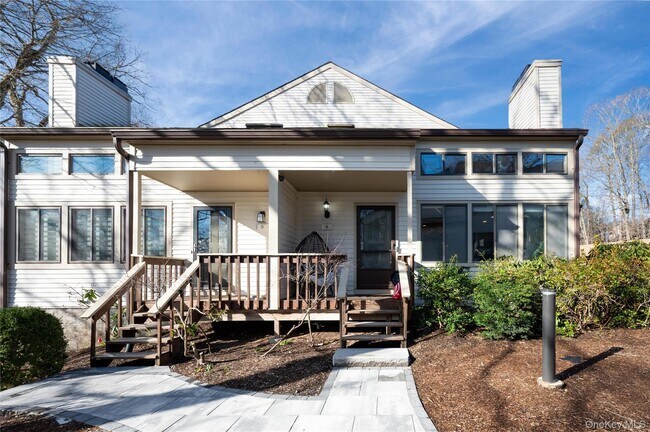 Foto del edificio - 8 Fawn Ridge