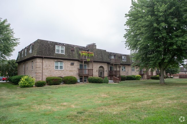 Foto del edificio - Carriage Hill West Apartments