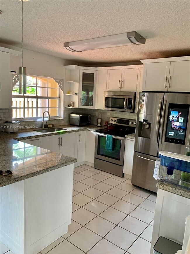 Foto del edificio - 15849 SW 70th Terrace
