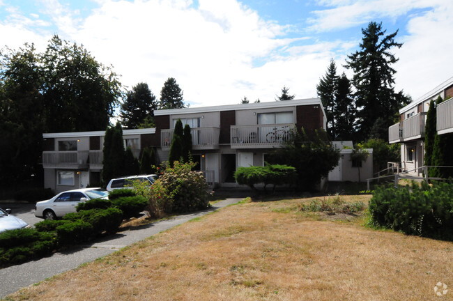 Building Photo - Burien Continental Apartments