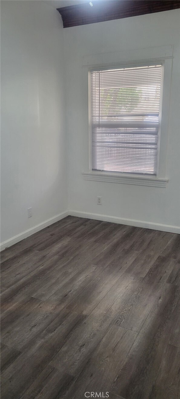 Foto del edificio - 836 W 40th Pl