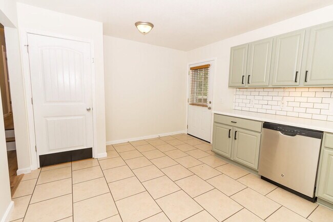 Foto del edificio - 9134 Westminister Cir Dr