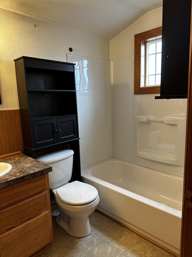 2525 Simpson Ave, Hoquiam, WA 98550 House Rental in Hoquiam, WA