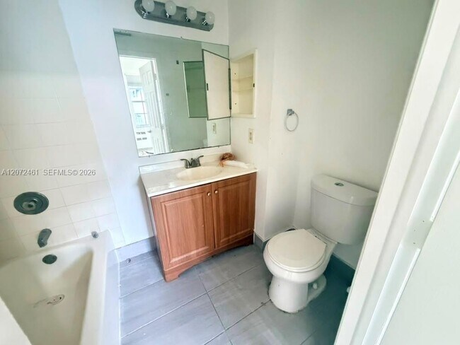 Foto del edificio - 701 SW 148th Ave