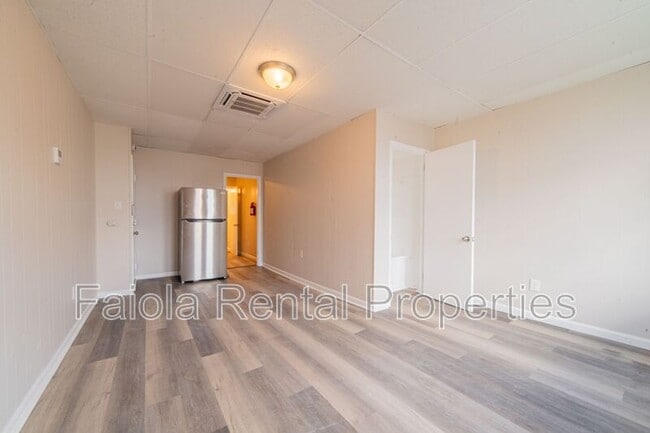 Foto del edificio - 112 N High St