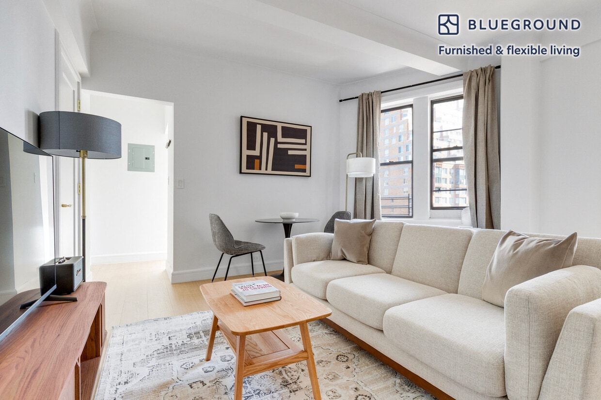 Primary Photo - 244 W 72nd St