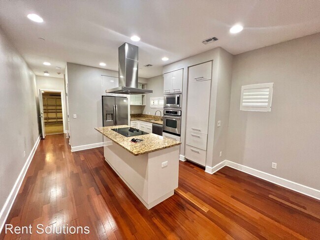 Foto del edificio - 3 br, 2.5 bath House - 211 S. Moody Ave Ap...
