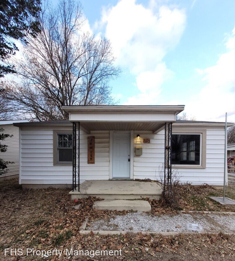 3 br, 1 bath House 2623 W Mt Vernon House Rental in Springfield, MO