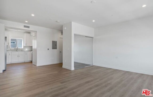 Building Photo - 2336 Westwood Blvd