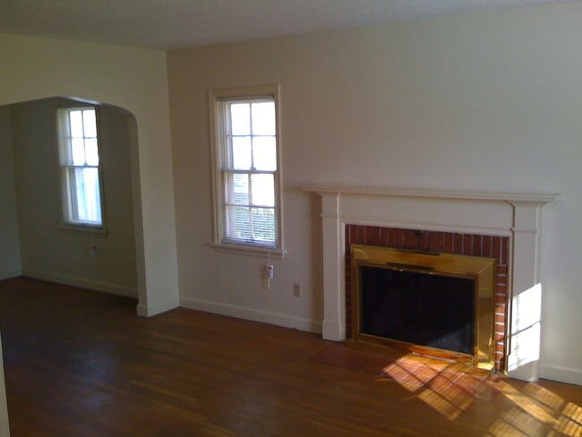 Foto del edificio - 7323 N McKenna Ave