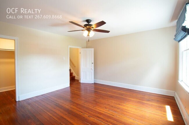 Foto del edificio - 2211 Bainbridge St