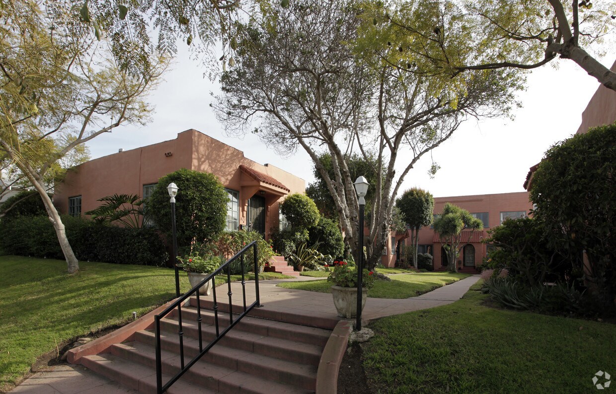 Foto principal - 821-835 Sutter St