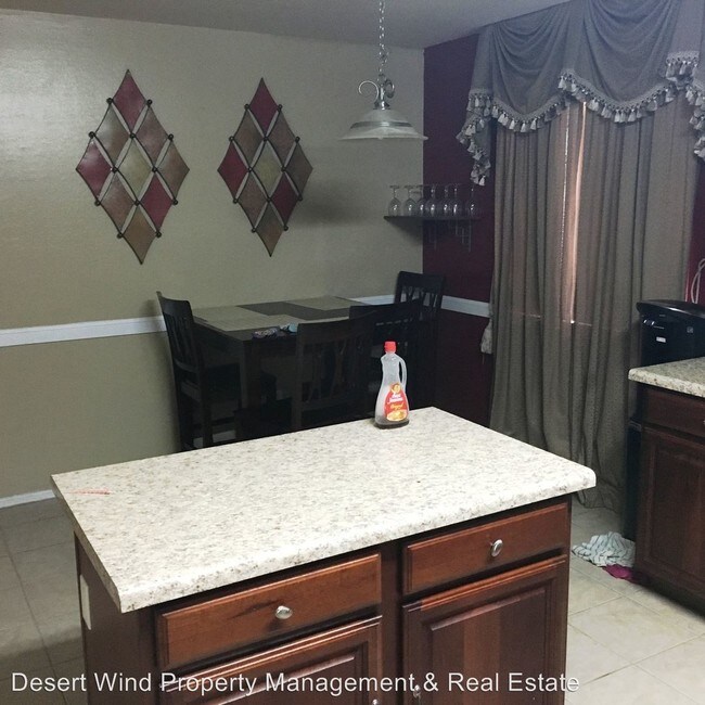 Foto del edificio - 4 br, 2.5 bath House - 8516 W. Payson Road