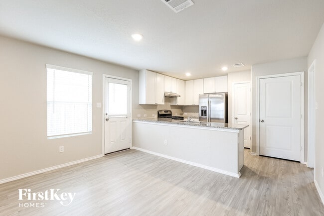 Building Photo - 10807 Giacconi Dr