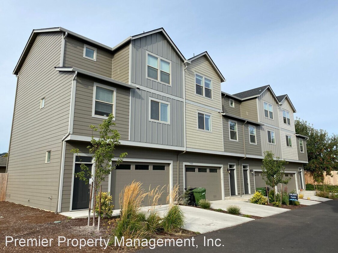 Primary Photo - 3 br, 2.5 bath House - 176 Loganberry Ct
