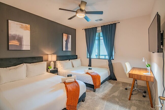 Foto del edificio - 15501 N Dial Blvd
