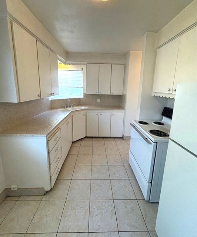 Foto del edificio - 3 Bedroom Duplex in Sugarhouse!